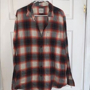 American Eagle Plaid Button-Up Shirt - Red and Black